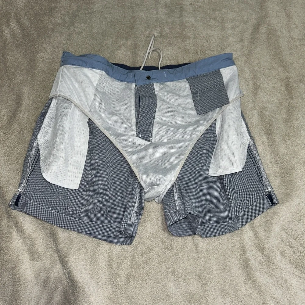 Vineyard  Vines Men's  Seersucker  Swim Trunks Size XL Blue Plaid Textured‎